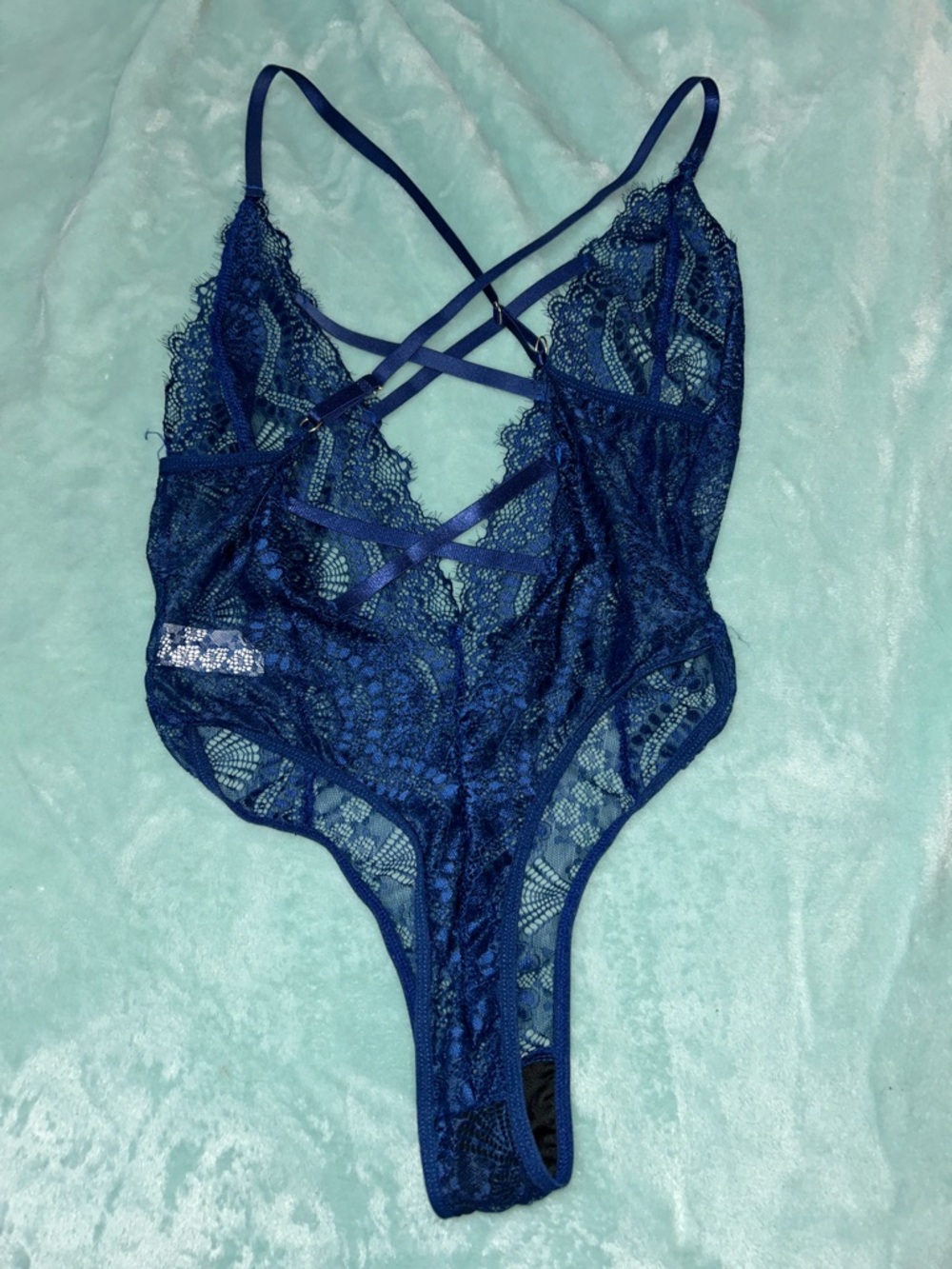 Amazon Blue Lace teddy x cross cross Strappy Chemise Bodysuit new Size small
